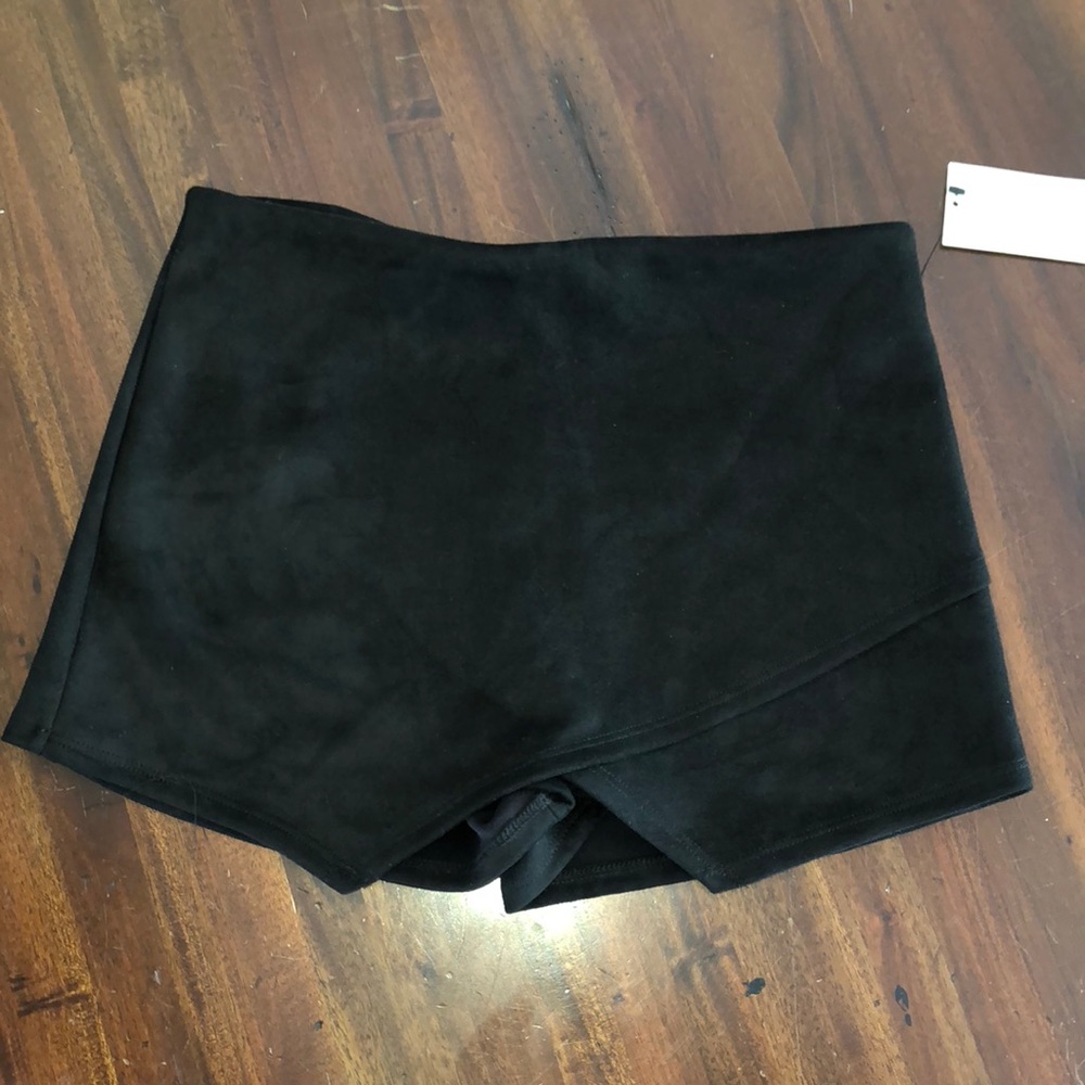 NEVER WORN American Threads envelope skort